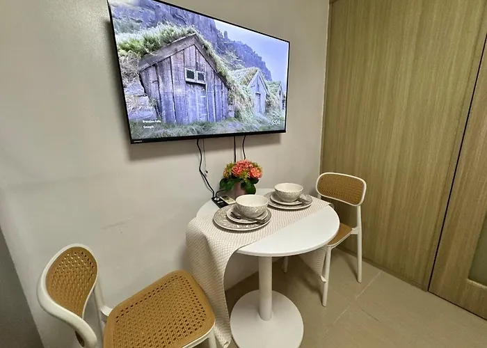 Shore Residences Banana With 2 Beds Good For 4 Guests Pool View 622 By Prime *